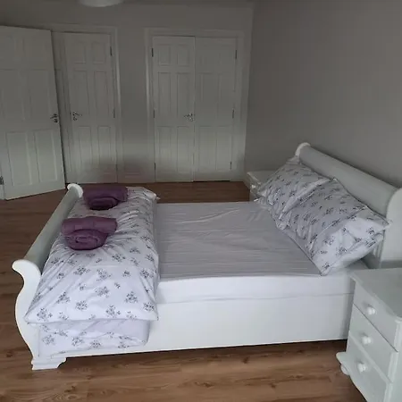 Class 5 Double Bed Nyaraló