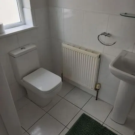 Class 5 Double Bed بيت للعطل *